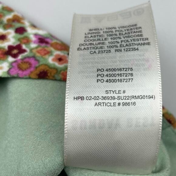 SUNDAY BEST Aritzia Delilah Cropped Floral Camisole Tank Sz Medium - Picture 5 of 6